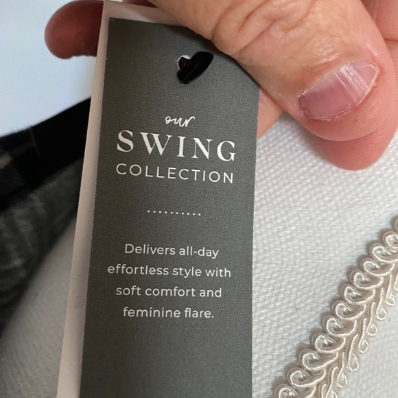 Lane Bryant plaid babydoll top, size 18-20, swing collection, black&white(NWT) - Picture 8 of 12